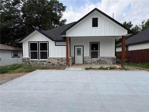 1403 Clark St, Bryan, TX, 77808-5514 | Card Image