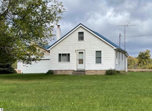 5825 E Dyer Rd, Twining, MI, 48766-9501 | Card Image