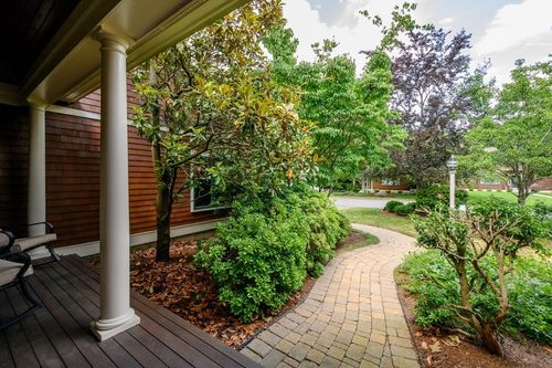 45-45 Clubhouse Drive, Hingham, MA, 02043 | Card Image