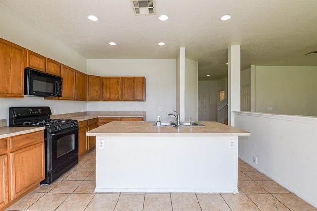3043 Feather Green Trl, House other with 3 bedrooms, 3 bathrooms and 2 parking in Fresno TX | Image 5