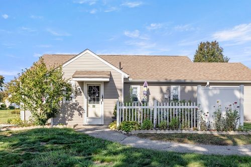 1183-1183 James St, Chicopee, MA, 01022-2124 | Card Image