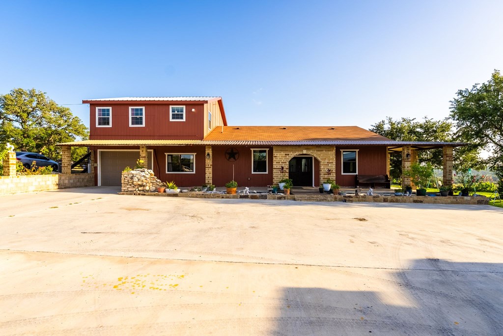 Farm in Kerrville 3