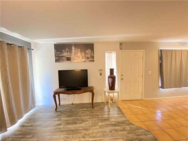 UNIT-101 - 3065 Casey Dr, Condo with 2 bedrooms, 2 bathrooms and null parking in Las Vegas NV | Image 6