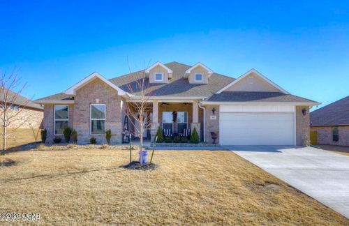 901 Blackthorn Dr, Carl Junction, MO, 64834-8468 | Card Image