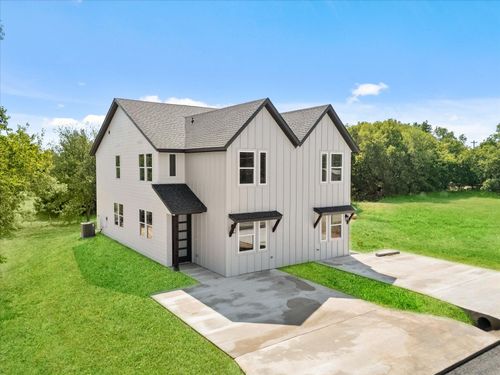 309 S Poplar St, Leonard, TX, 75452-2901 | Card Image