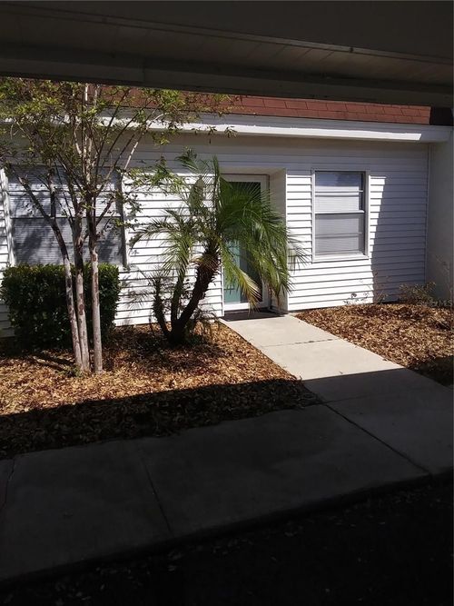 13813 Mission Oaks Blvd, SEMINOLE, FL, 33776-2170 | Card Image