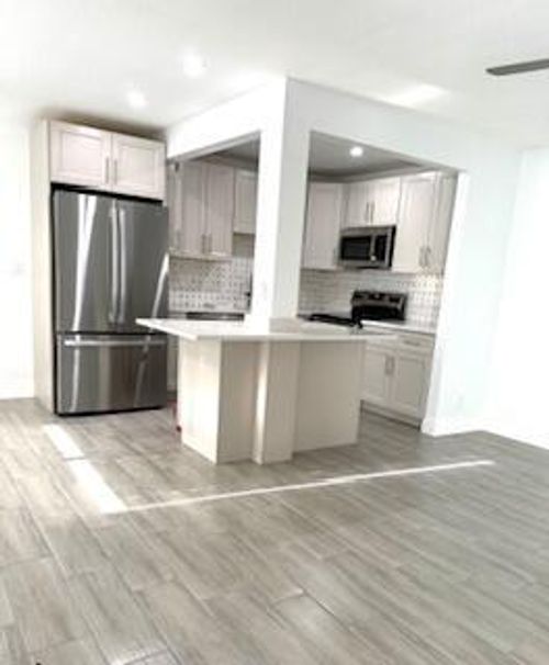 105-105 Coventry E, West Palm Beach, FL, 33417-6761 | Card Image
