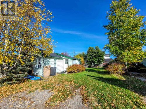 638 Cedar Ave, Iroquois Falls, ON, P0K1E0 | Card Image