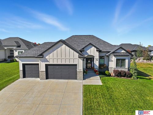 6343 Granite Ridge Rd, Lincoln, NE, 68526-4407 | Card Image