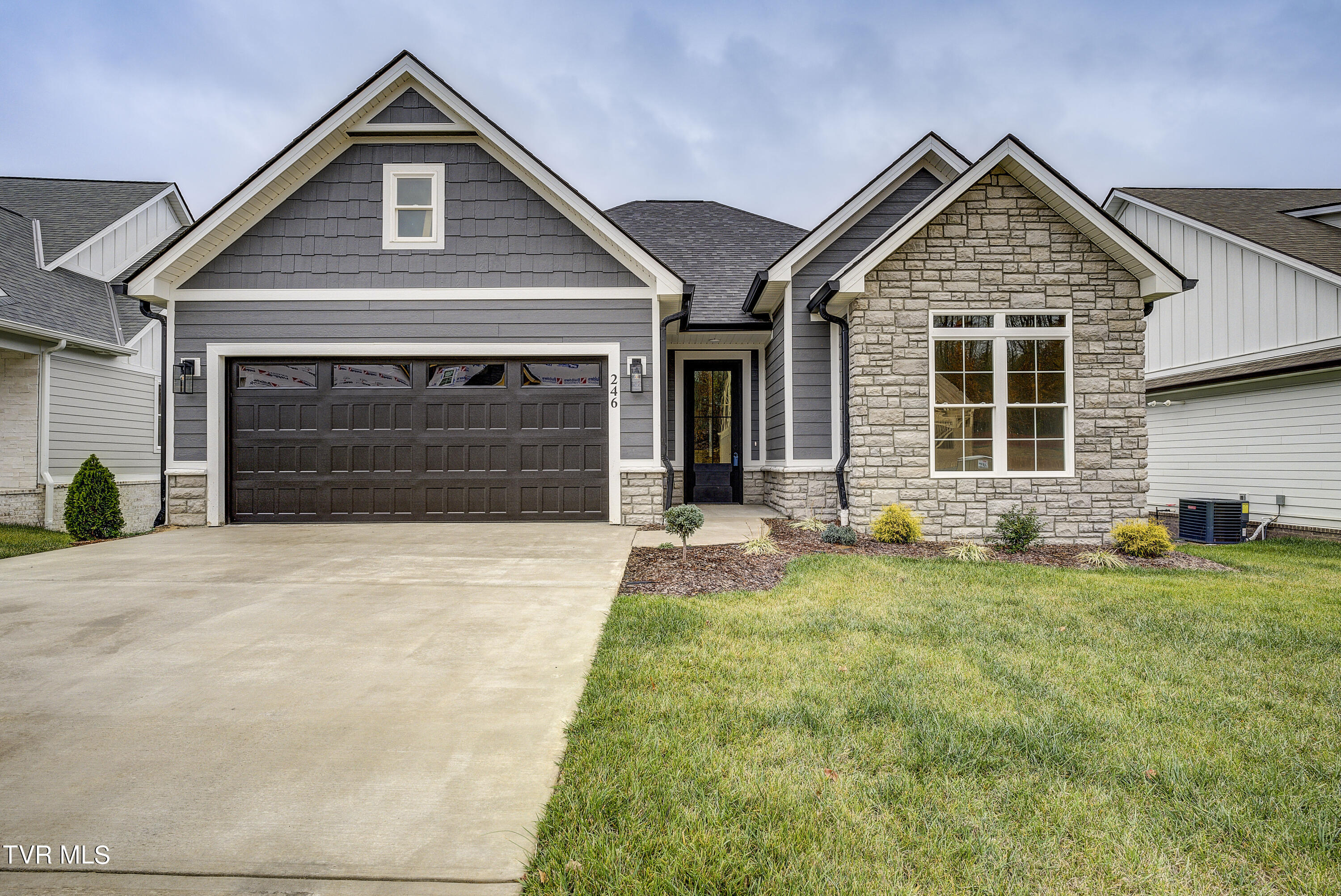 Winston Pl, Johnson City, TN 37615