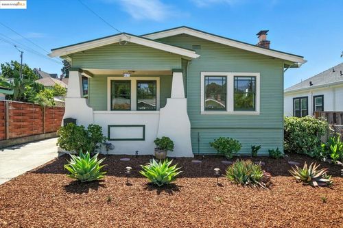4415 Fleming Ave, Oakland, CA, 94619-2512 | Card Image