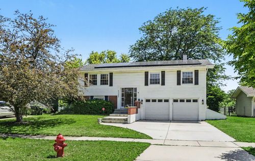1355 Devonshire Ln, Hoffman Estates, IL, 60169-4001 | Card Image