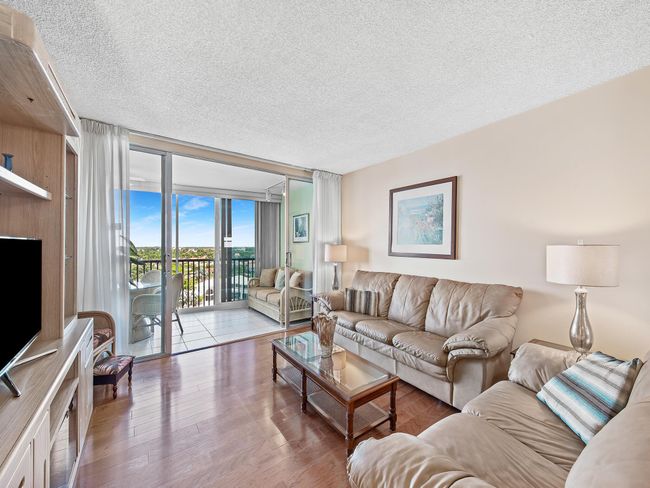 APT-928D - 3310 S Ocean Blvd, Condo with 1 bedrooms, 2 bathrooms and null parking in Highland Beach FL | Image 5