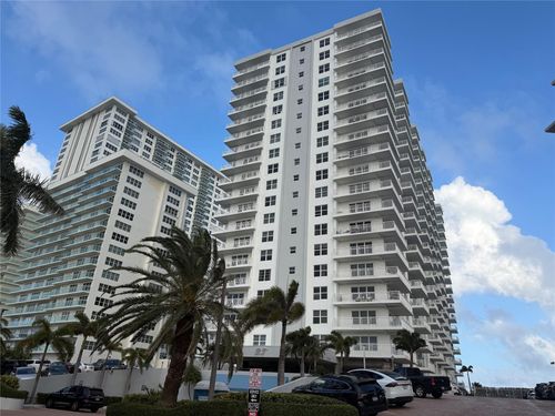 210-3850 Galt Ocean Dr, Fort Lauderdale, FL, 33308-7658 | Card Image