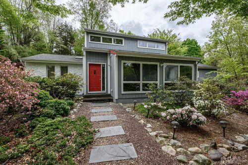 24 Free Union Road, Belvidere, NJ, 07823 | Card Image