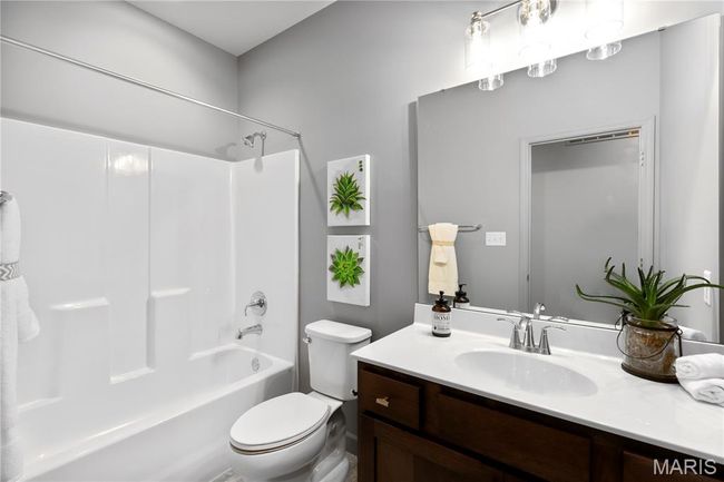Photo representation of a similar home. Some features shown may be optional. | Image 12
