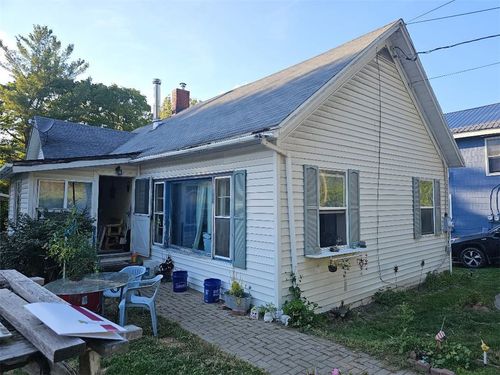 7870 N Main St, Springwater, NY, 14560-9754 | Card Image