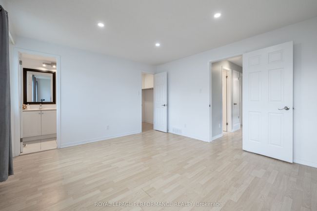 6917 Du Bois Ave, Condo with 3 bedrooms, 3 bathrooms and 2 parking in Orleans ON | Image 25