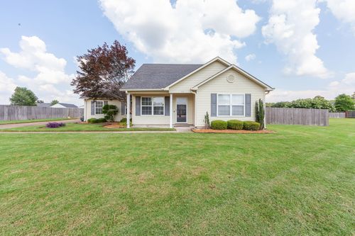 52 Majestic Oak Cv, Humboldt, TN, 38343-8639 | Card Image