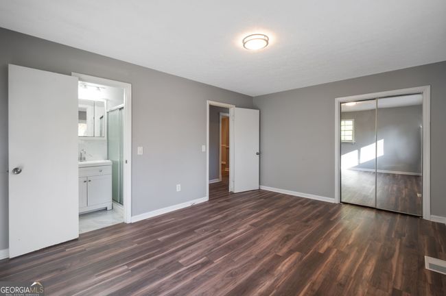 2030 Starlight Dr, House other with 5 bedrooms, 2 bathrooms and null parking in Marietta GA | Image 4
