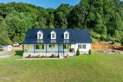 3233 Stanley Valley Road, House other with 6 bedrooms, 3 bathrooms and null parking in Surgoinsville TN | Image 1