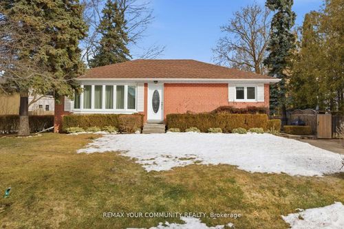 154 Hollingsworth Dr, King City, ON, L7B1G8 | Card Image