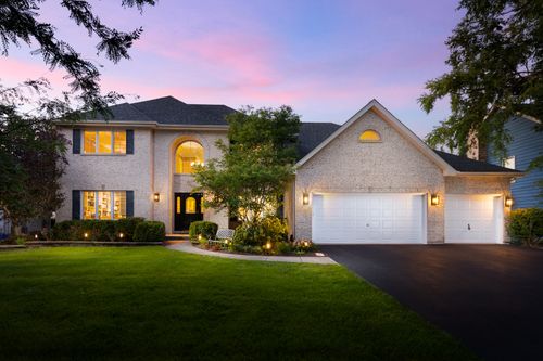 1427 Ada Ln, Naperville, IL, 60540-0400 | Card Image