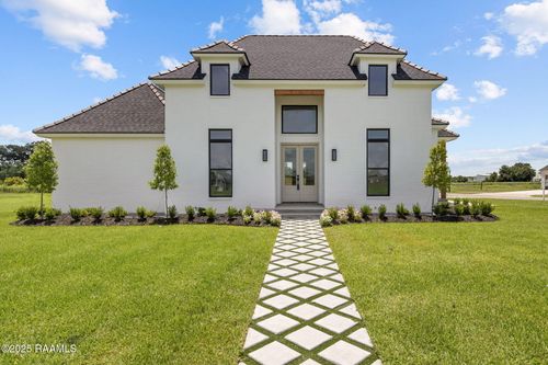 100 Trailing Oaks Drive, Youngsville, LA, 70592 | Card Image