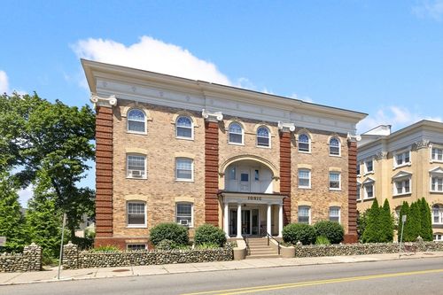 apt-10-306 Main St, Melrose, MA, 02176-5255 | Card Image