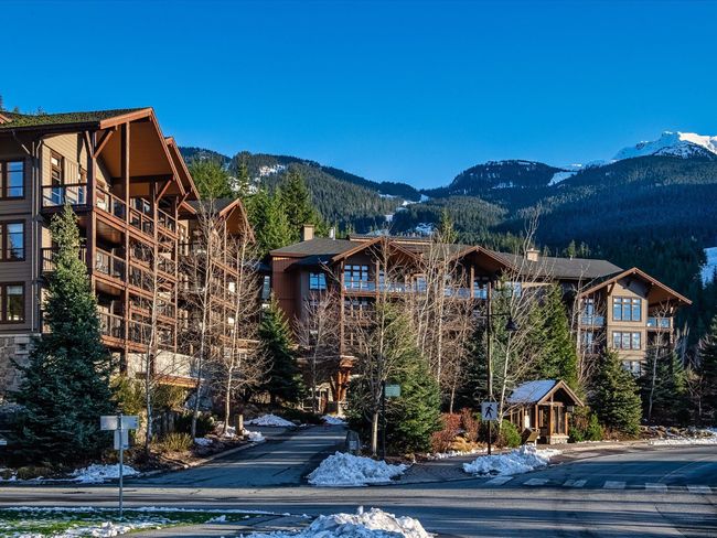204B - 2020 London Lane, Condo with 1 bedrooms, 1 bathrooms and 1 parking in Whistler BC | Image 1