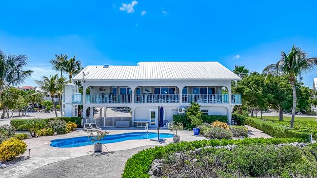 Ocean front beach house with pool (27 of | Image 48