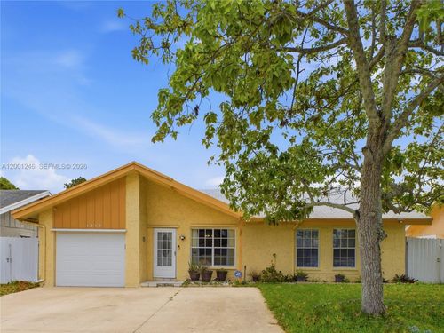 1319 Sw 74th Ave, North Lauderdale, FL, 33068-3608 | Card Image