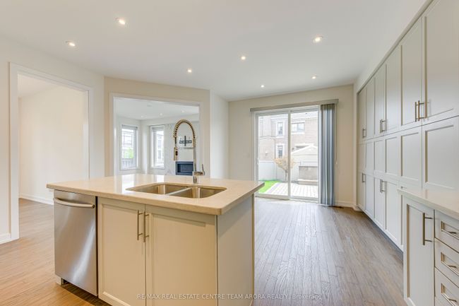 15 Dalecrest Rd, House other with 7 bedrooms, 6 bathrooms and 4 parking in Brampton ON | Image 15