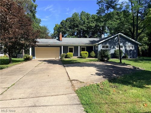 4102 Leewood Rd, Stow, OH, 44224-2549 | Card Image