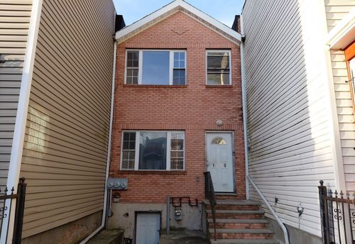 1338 Park Pl, Brooklyn, NY, 11213-2903 | Card Image