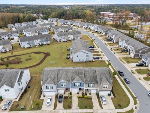 929 Clearhaven Ln, Fuquay Varina, NC, 27526-4340 | Card Image