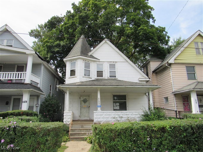 Cornado Ave, Cleveland, OH 44108
