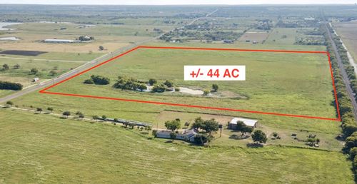 44 AC Fm 879, Ennis, TX, 75119 | Card Image