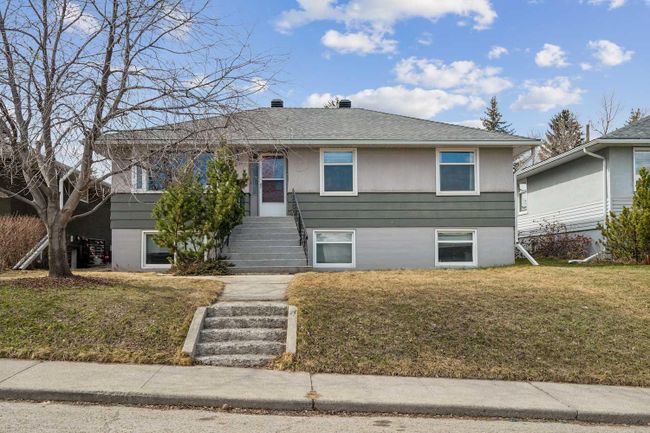 4711 Stanley Road Sw, Home with 5 bedrooms, 2 bathrooms and 2 parking in Calgary AB | Image 1