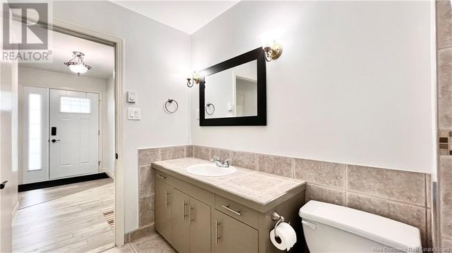 1235 Vanier Blvd, House other with 5 bedrooms, 2 bathrooms and null parking in Bathurst NB | Image 34