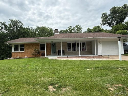 1525 Kurre Ln, Cape Girardeau, MO, 63701-2235 | Card Image
