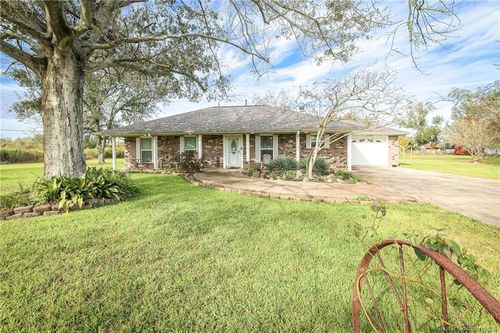 910 Oak Ln, Hackberry, LA, 70645-3403 | Card Image
