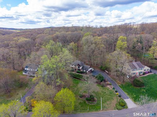 50 Birchwood Dr, Hamden, CT, 06518-1160 | Card Image