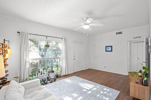 211-4438 Harlanwood Dr, Fort Worth, TX, 76109-1908 | Card Image