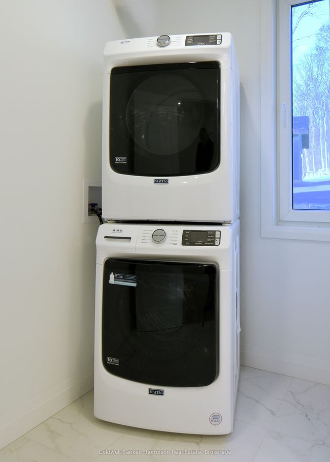 1 - 58 Florence St W, Home with 3 bedrooms, 2 bathrooms and 3 parking in Huntsville ON | Image 11
