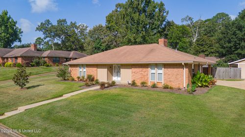 37 Sunline Dr, Brandon, MS, 39042-2146 | Card Image