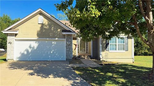 2008 Cypress Way, Pleasant Hill, MO, 64080-1184 | Card Image