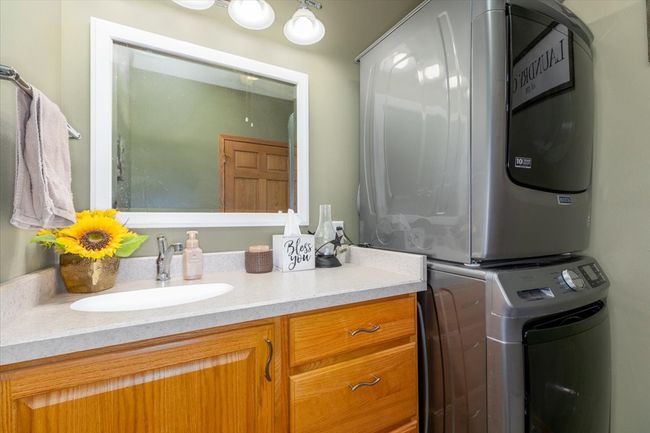 1208 310 Th Ave, Home with 3 bedrooms, 2 bathrooms and null parking in Malcom IA | Image 15