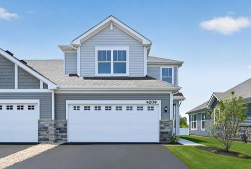 4209 Meadowridge Rd, Woodstock, IL, 60098-3697 | Card Image