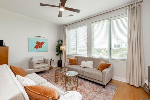 apt-323-7707 Bluebonnet Blvd, Baton Rouge, LA, 70810-2226 | Card Image